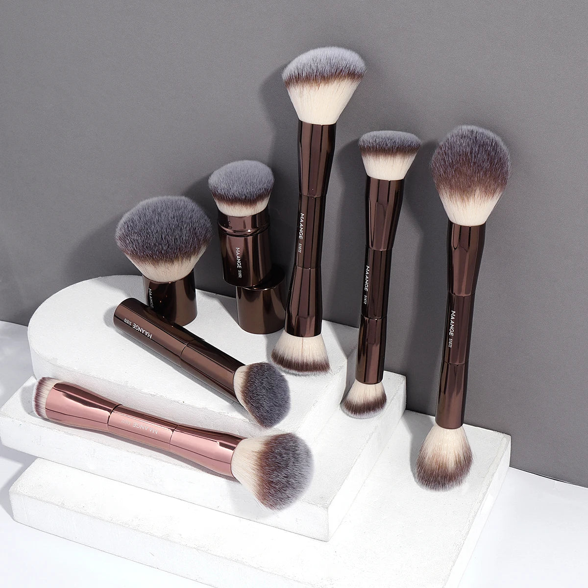 Dual-Ended Foundation Brush